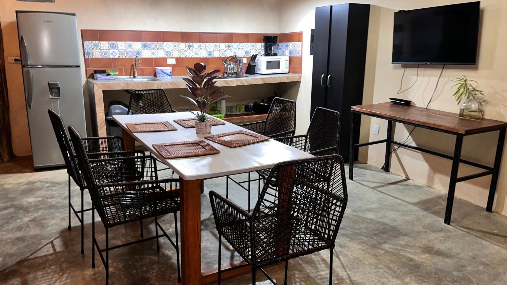 Apartamento Los Guanacastes Cerca De Tamarindo Con Piscina Santa Cruz  Eksteriør billede